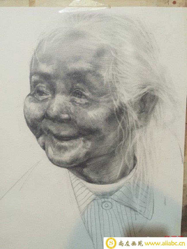 慈祥的老奶奶素描画图片手绘教程 老奶奶头像素描画怎么画_