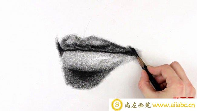【视频】素描画人物的嘴部怎么画手绘视频教程 轻松搞定嘴部的素描_