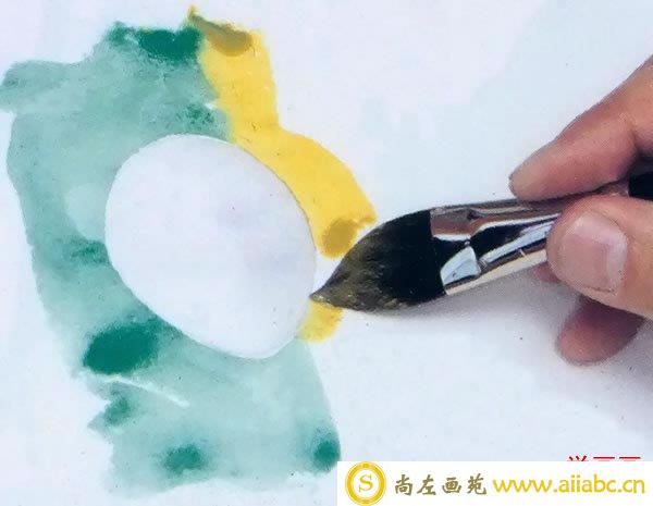 水彩画直接画法绘制白色的鸡蛋，步骤八