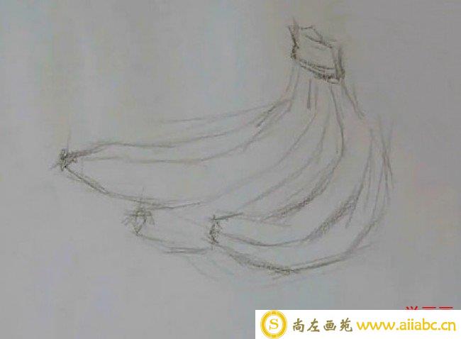 香蕉素描画怎么画 水果香蕉素描画画法 香蕉的素描教程图片_