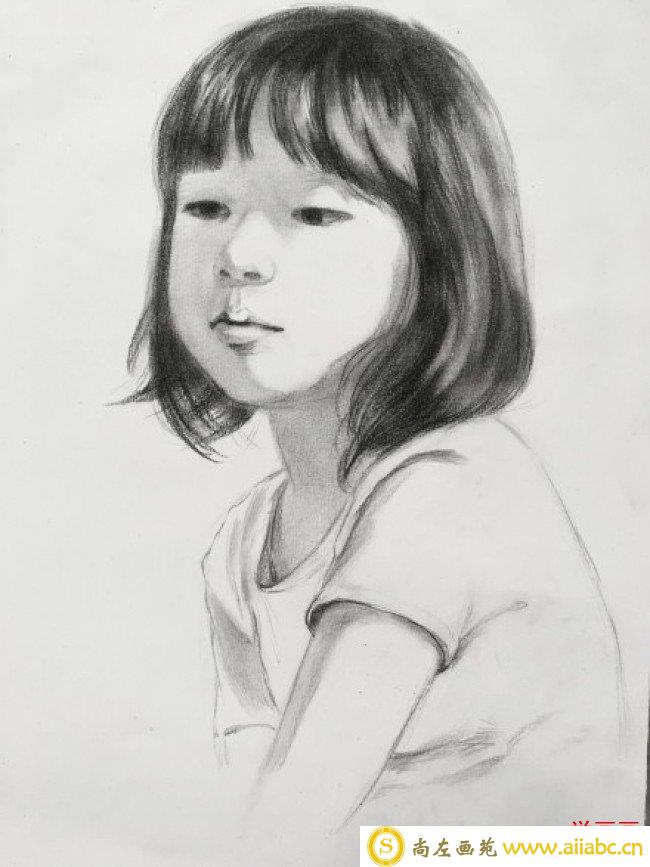 单眼皮女孩素描头像手绘画教程图片 小女孩半身像素描画法 怎么画_