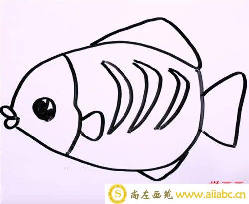 怎么画一条花斑鱼 花斑鱼的简笔画图解步骤