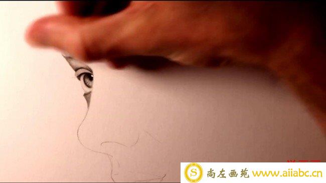 【视频】唯美创意的侧面女生素描画 如烟的女人创意素描视频教程_