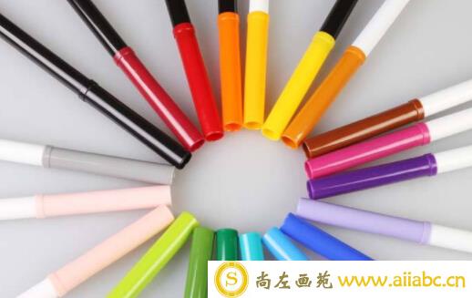 马克笔和水彩笔有什么不同吗？马克笔和水彩笔的区别