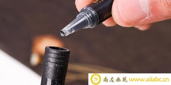 针管笔用什么墨水？针管笔适合用碳素墨水吗？